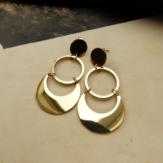 Goldene Halbmond-Ohrringe