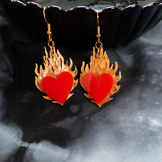 Brennendes Herz Acryl-Ohrringe