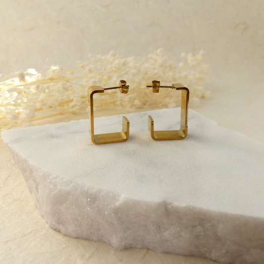 Eckige Perlmutt-Herz Creolen aus vergoldetem Edelstahl