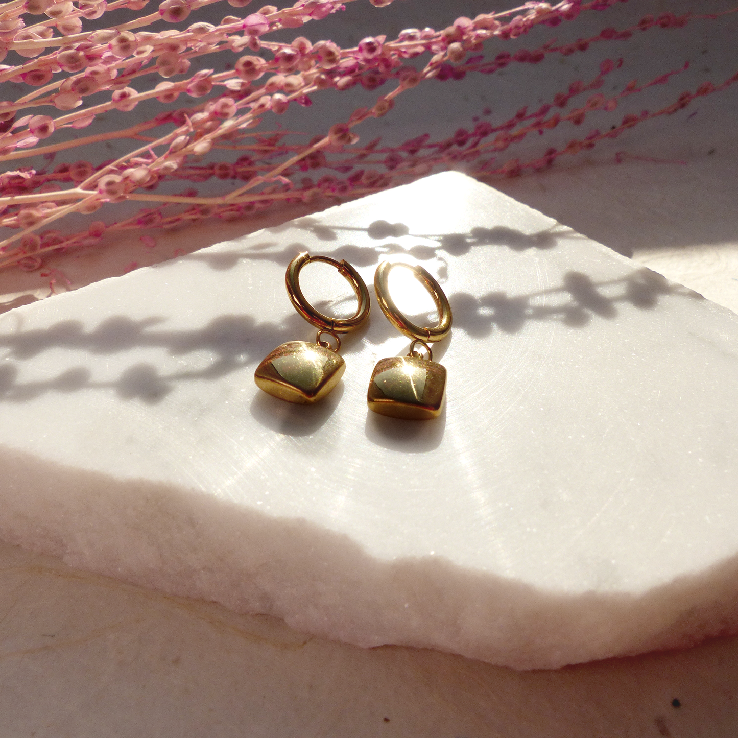 Perlmutt-Anhänger aus vergoldetem Edelstahl