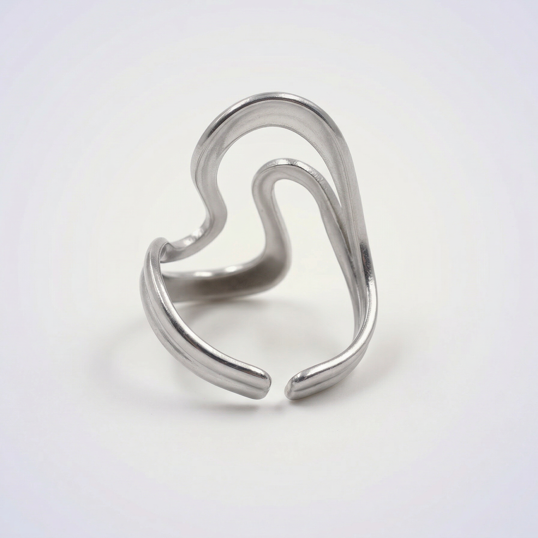 Geschwungene Doppelschleife Ring
