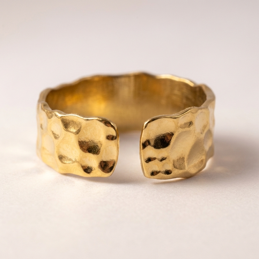 Gehämmerter Struktur Ring