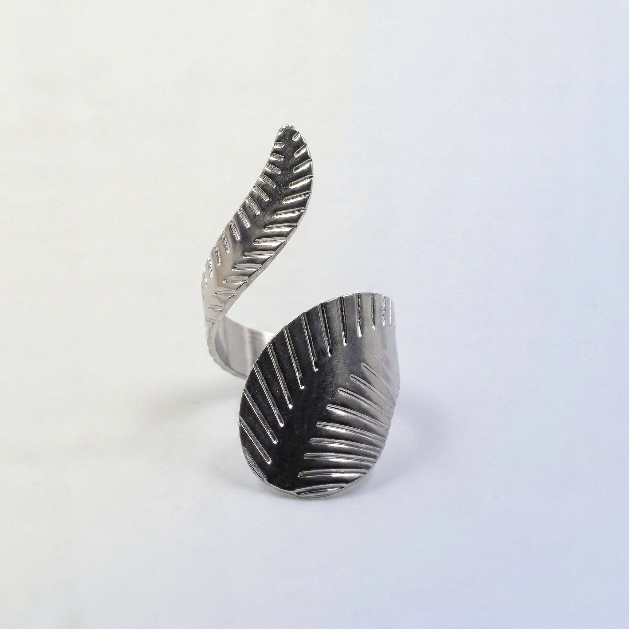 Feder Monstera Ring