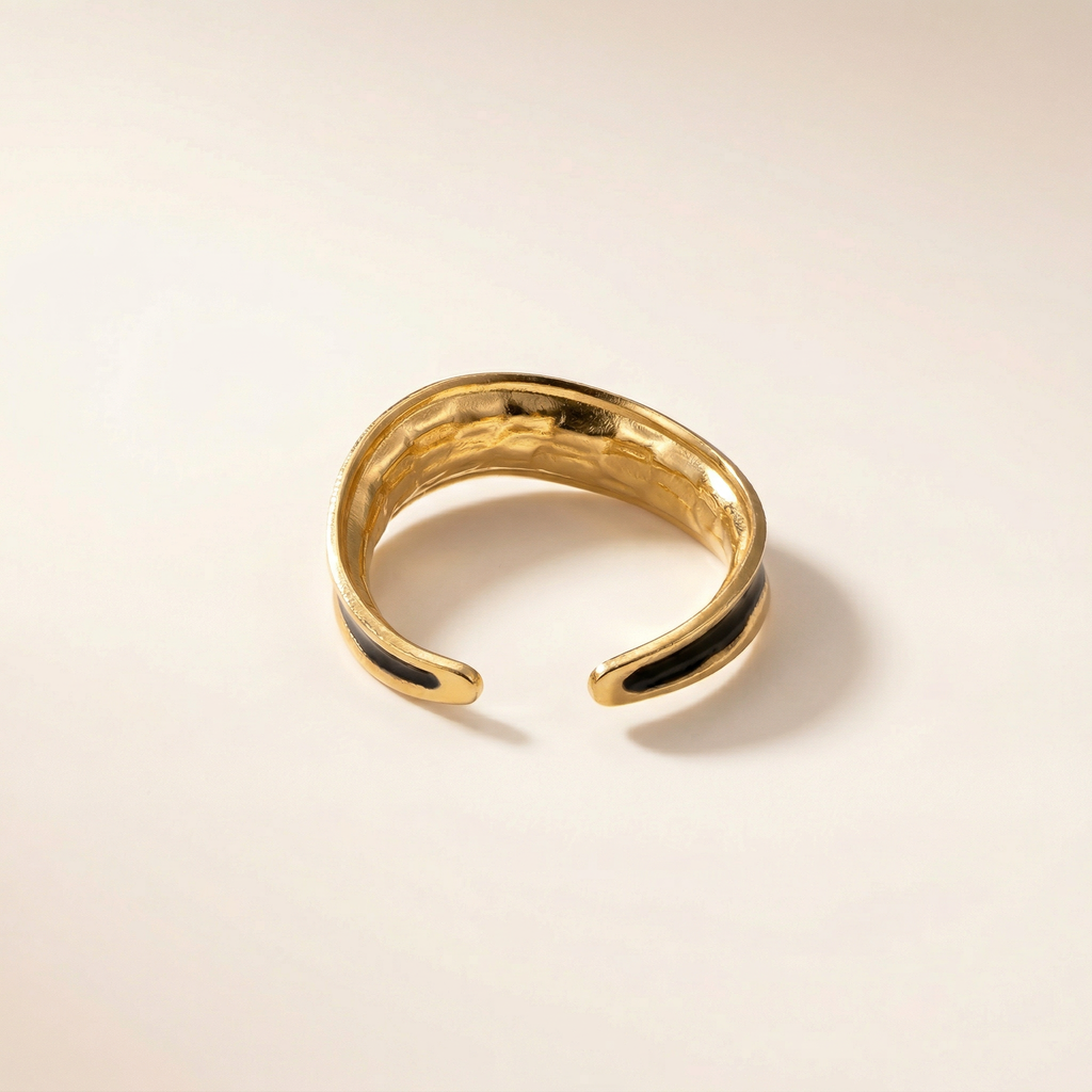 Organischer Schwarzer Cuff Ring