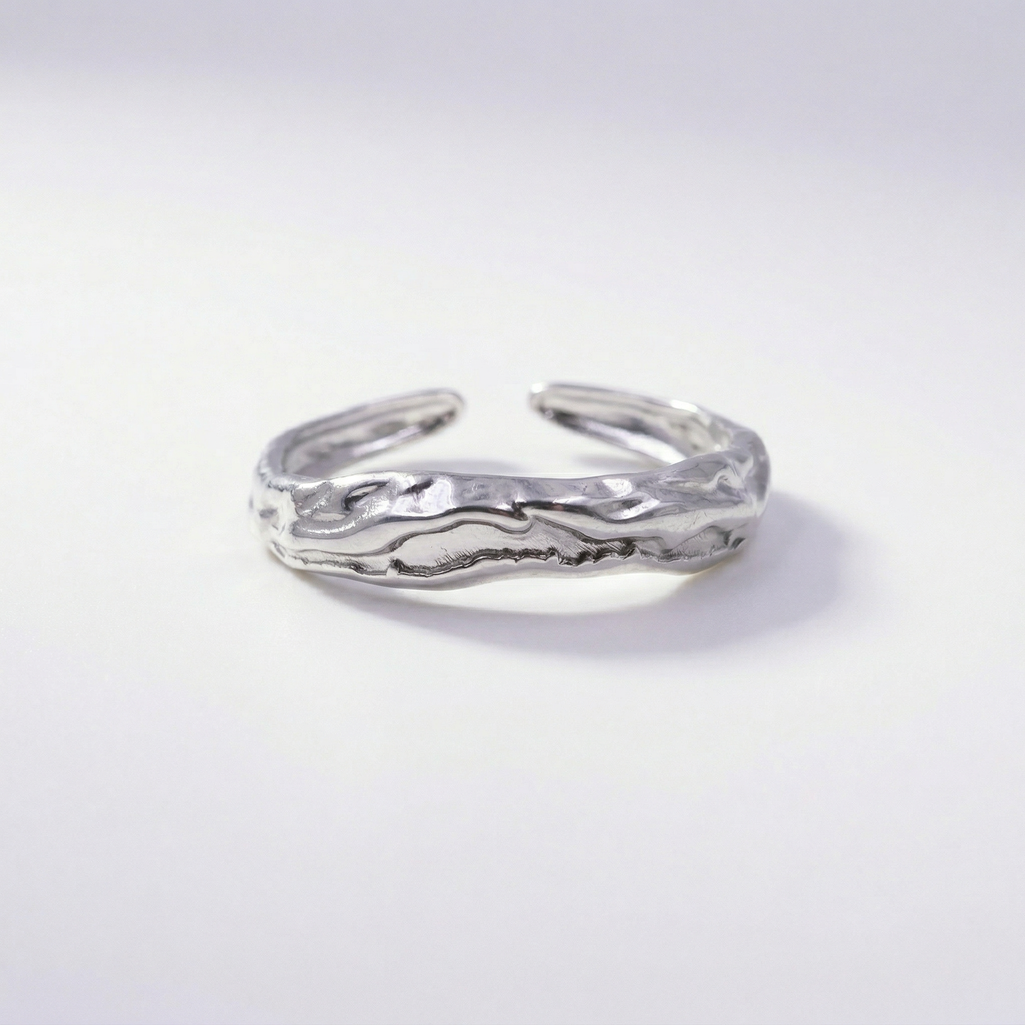 Schmaler Crumple Ring