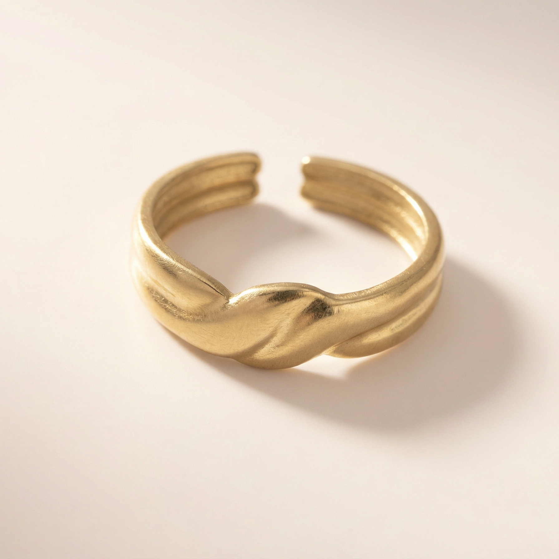 Knoten Cuff Ring