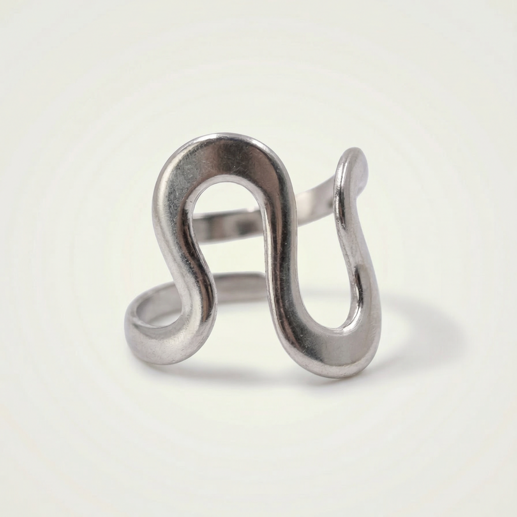 Geschwungener Wellen Ring