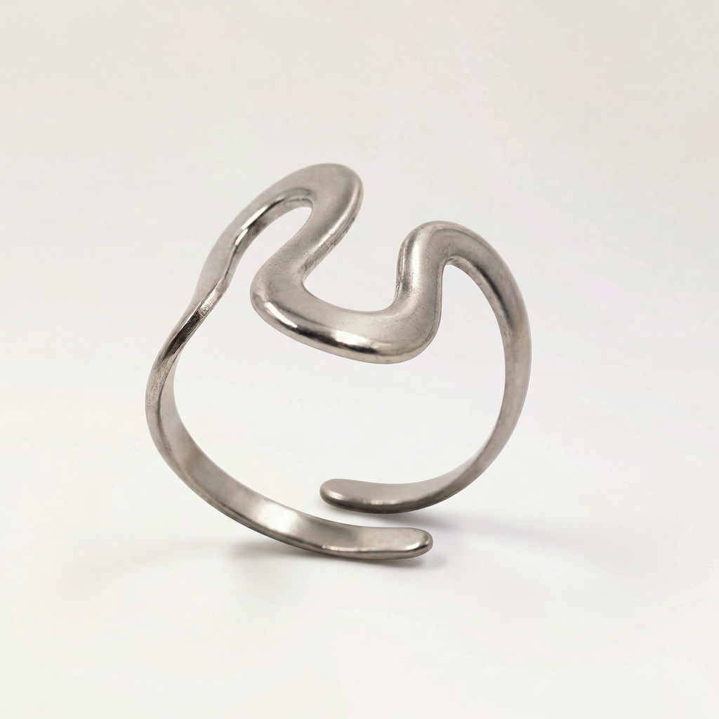 Geschwungener Wellen Ring