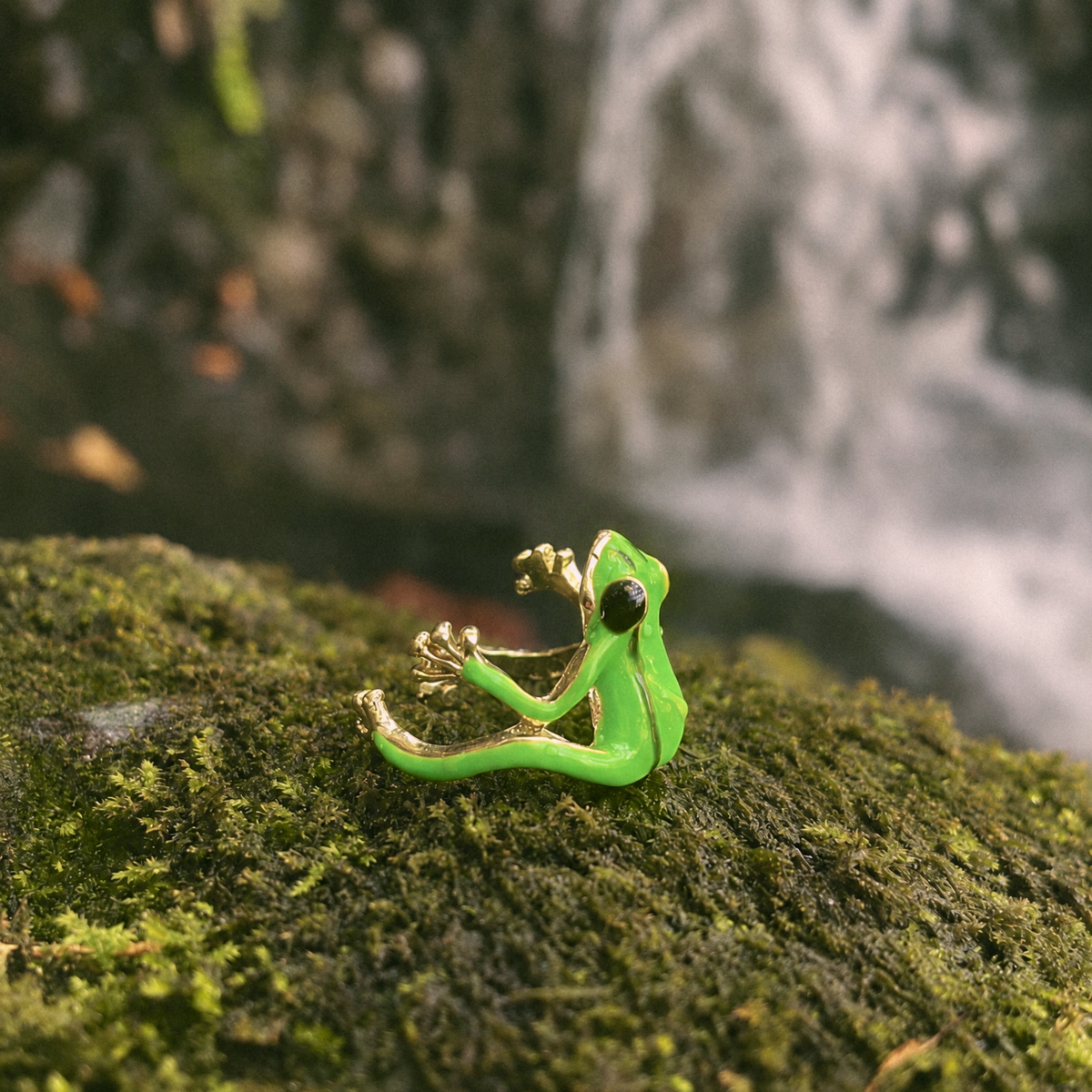 Little Frog Ring