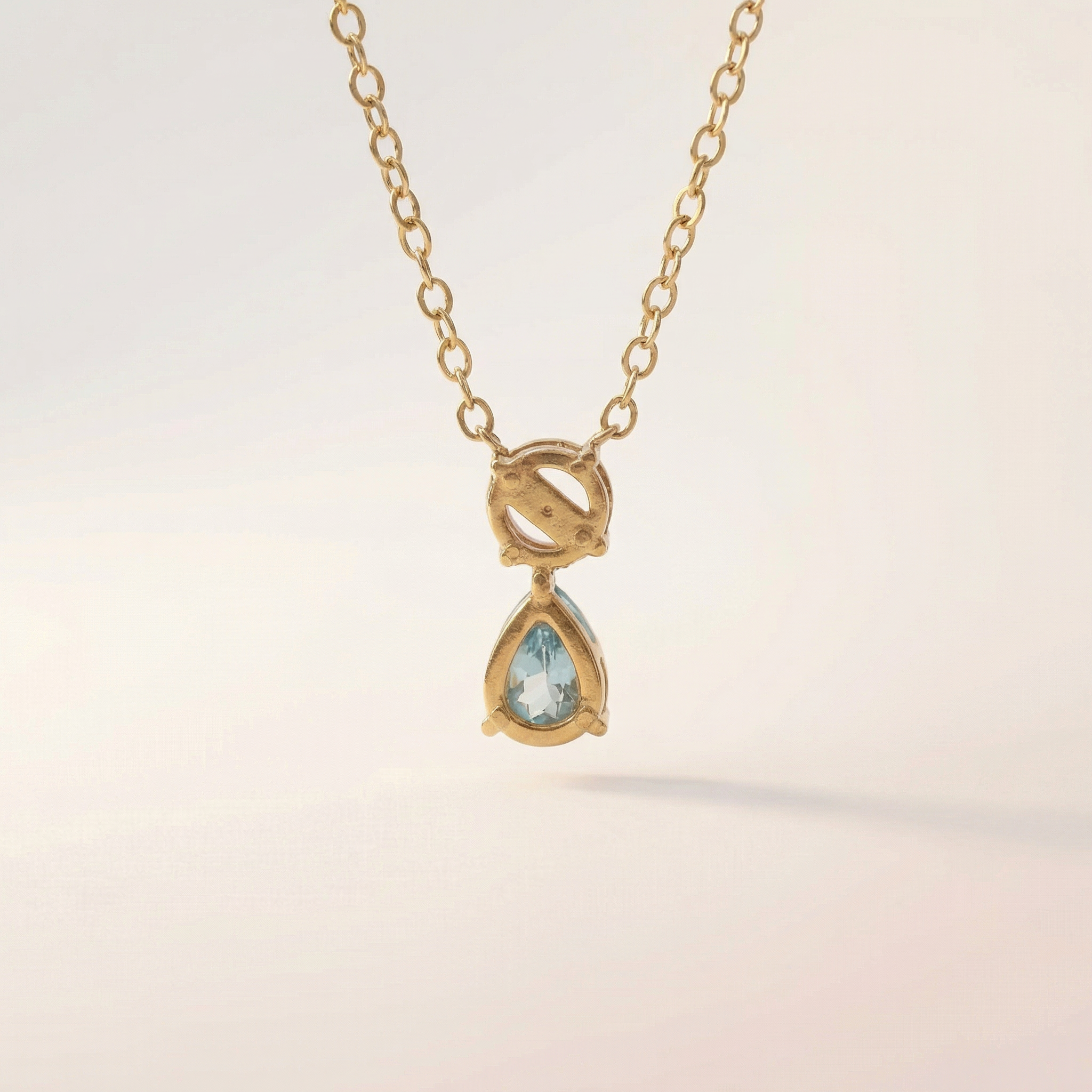 Blauer Kristalltropfen Kette