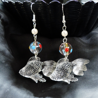 Transparente Fisch Ohrhänger 90er Jahre