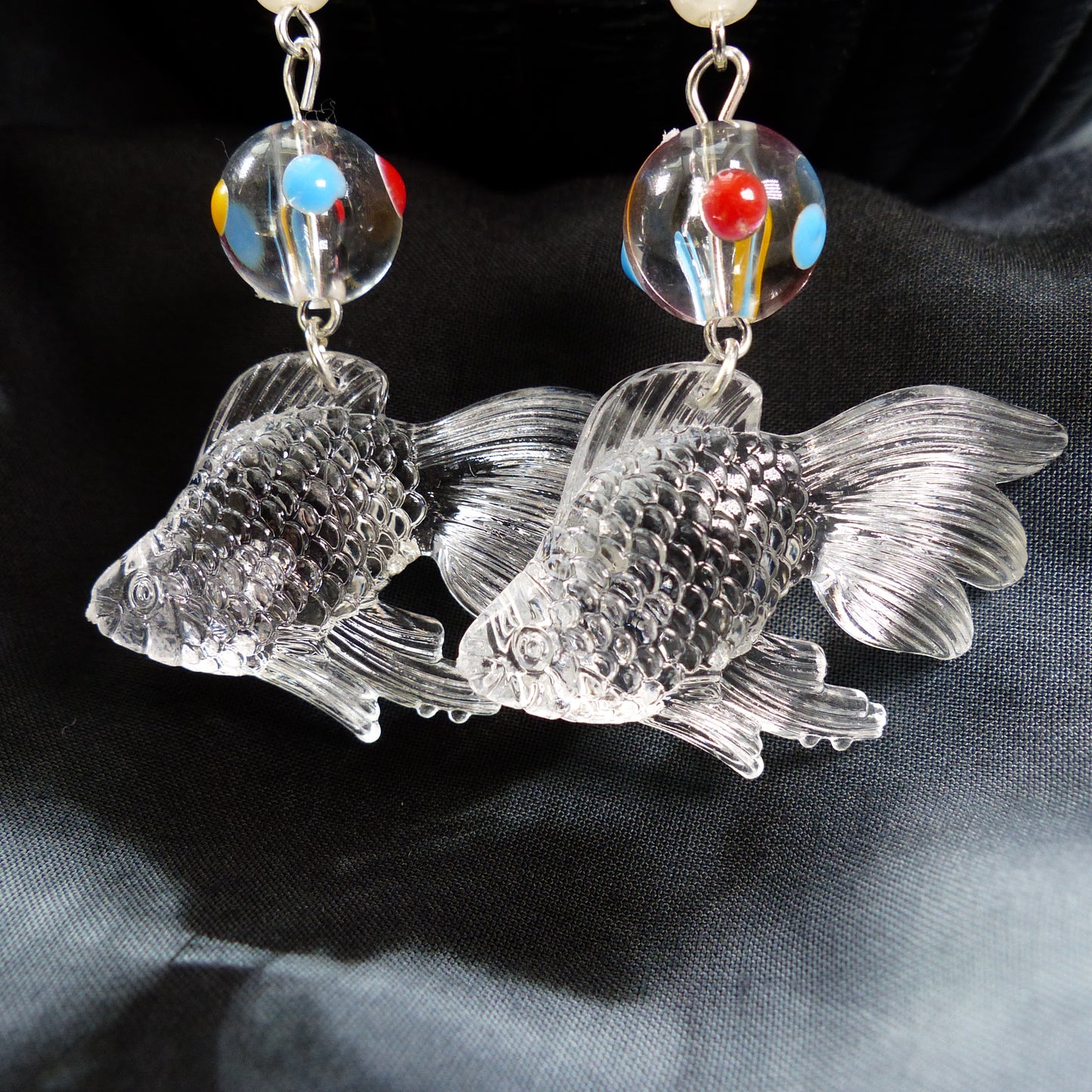 Transparente Fisch Ohrhänger 90er Jahre
