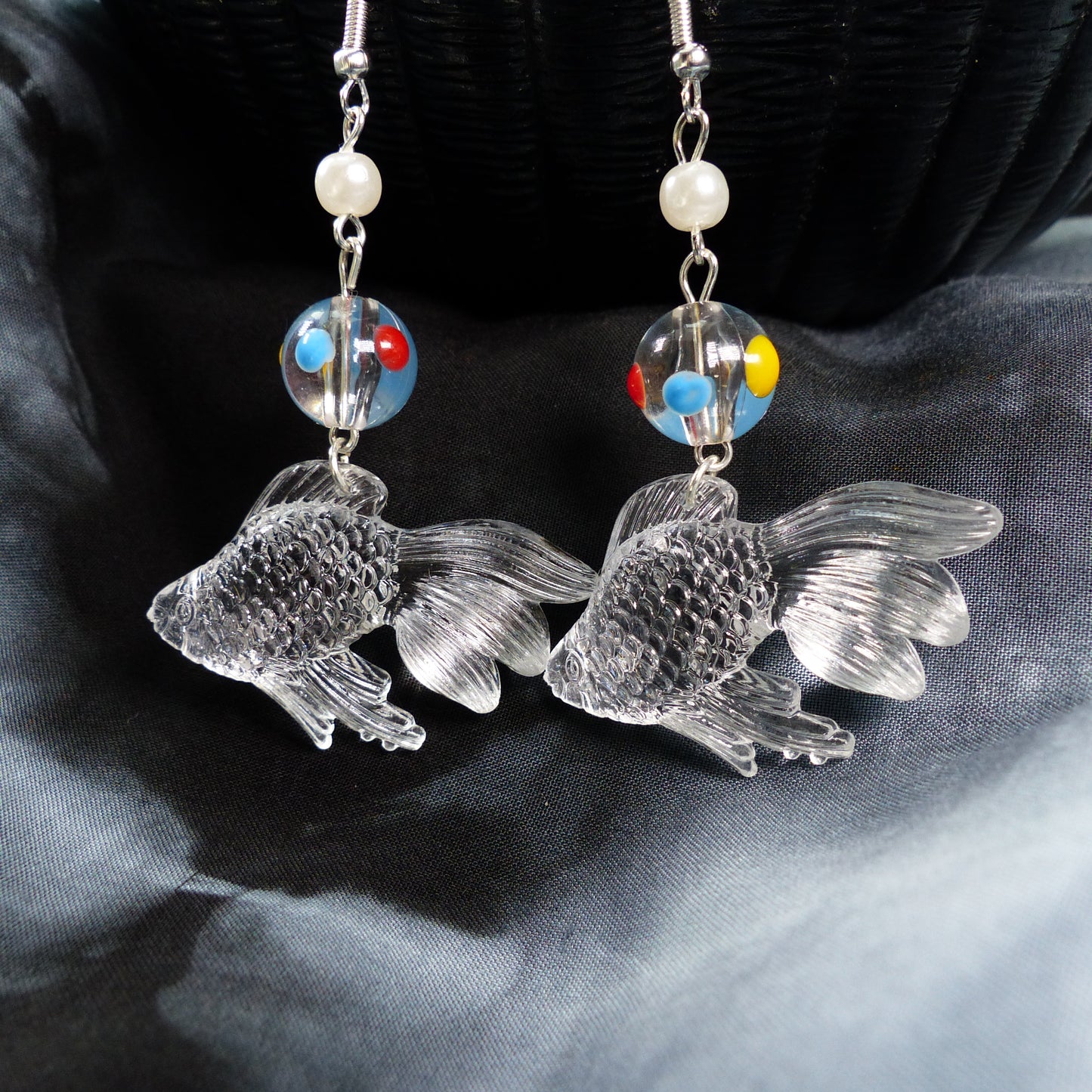 Transparente Fisch Ohrhänger 90er Jahre