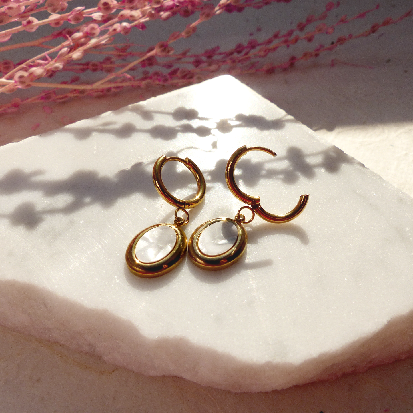 Perlmutt-Anhänger aus vergoldetem Edelstahl