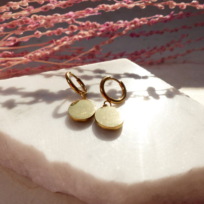 Perlmutt-Anhänger aus vergoldetem Edelstahl