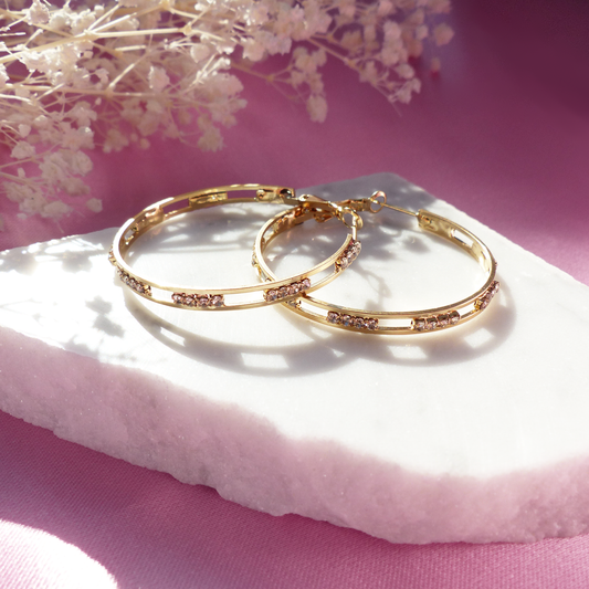 Goldene Y2K Creolen mit Strass