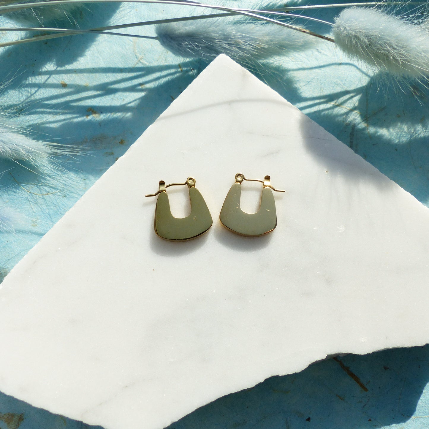 Minimalistischen Bogen-Ohrringe aus Edelstahl