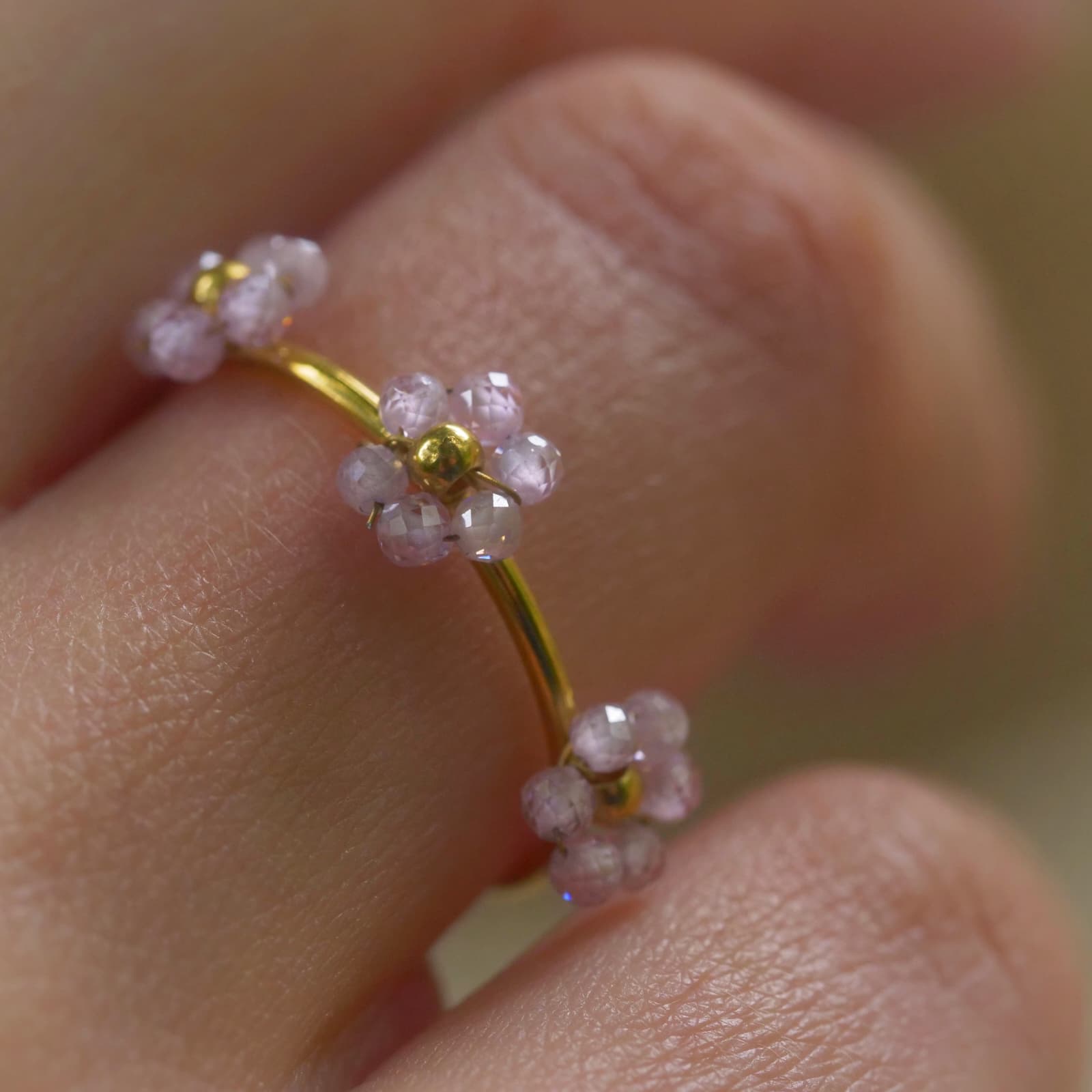 Perlenblumen Ring